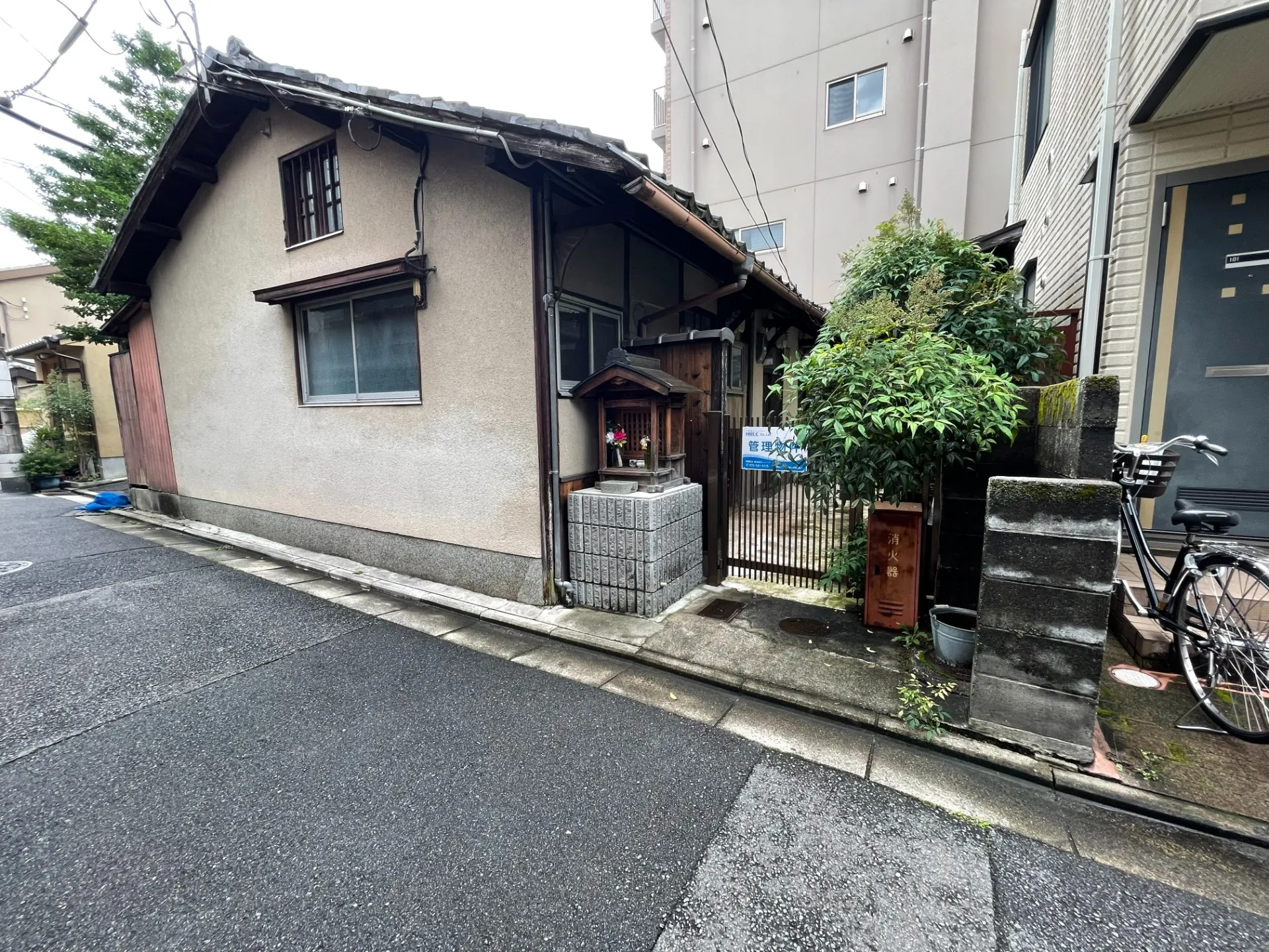 【東山区轆轤(ロクロ)町】